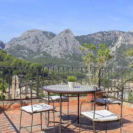 Es Castellet De Bunola